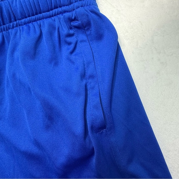 NWT Under Armour Boys’ Vibrant Blue Sports Shorts with Pockets - Picture 2 of 9